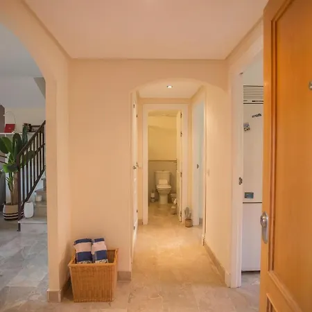 Apartment Gorgeous Townhouse With Seaview
