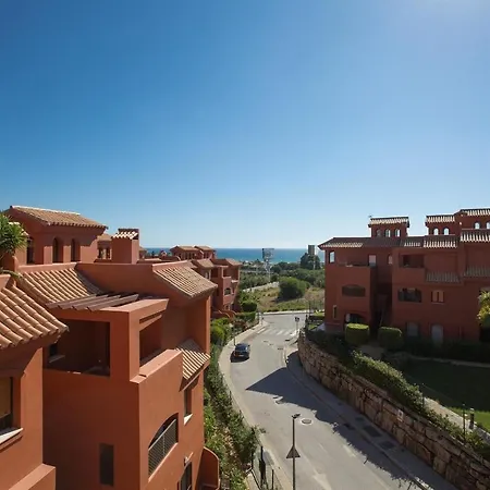 Gorgeous Townhouse With Seaview Apartment Estepona