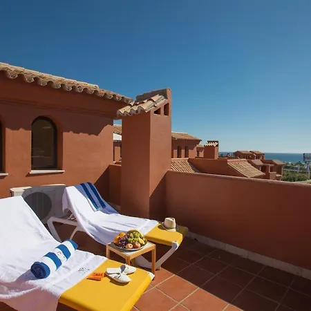 Gorgeous Townhouse With Seaview Apartment Estepona